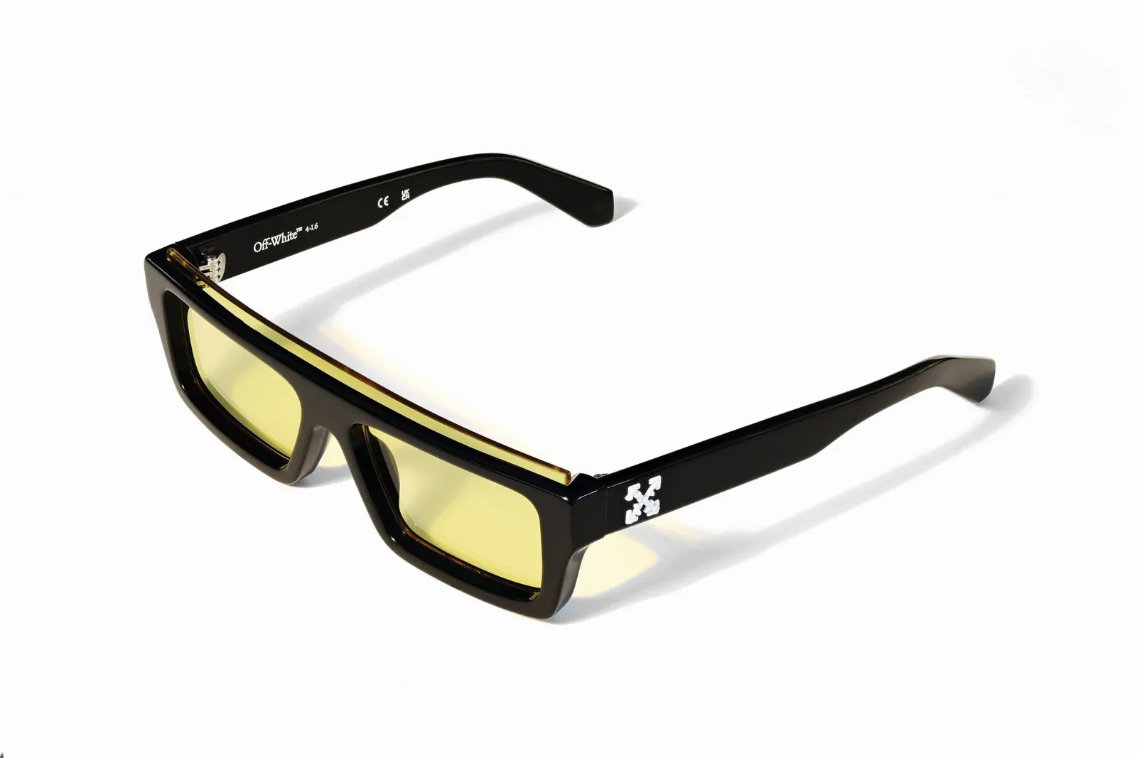 S - Shiny Black