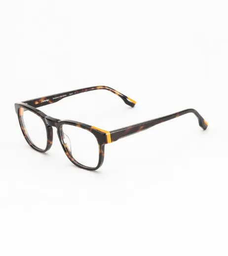 WOODYS Optical
