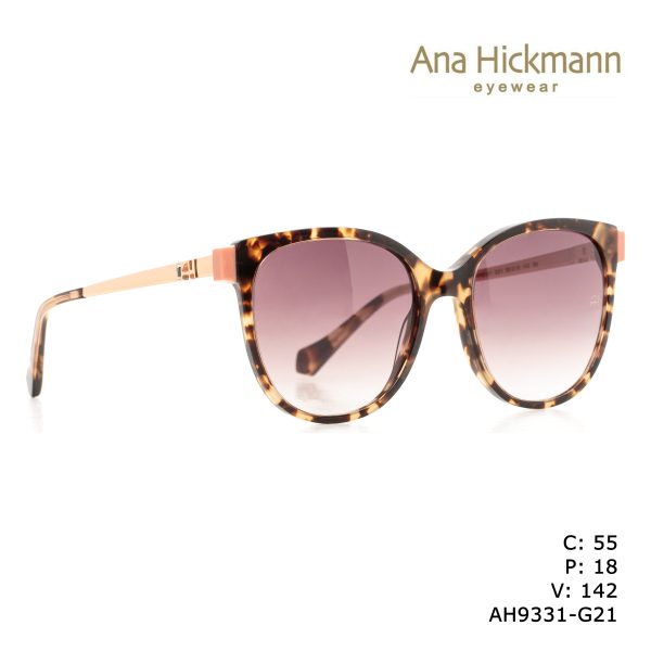 ANA HICKMANN SUNGLASSES OUTSIDE